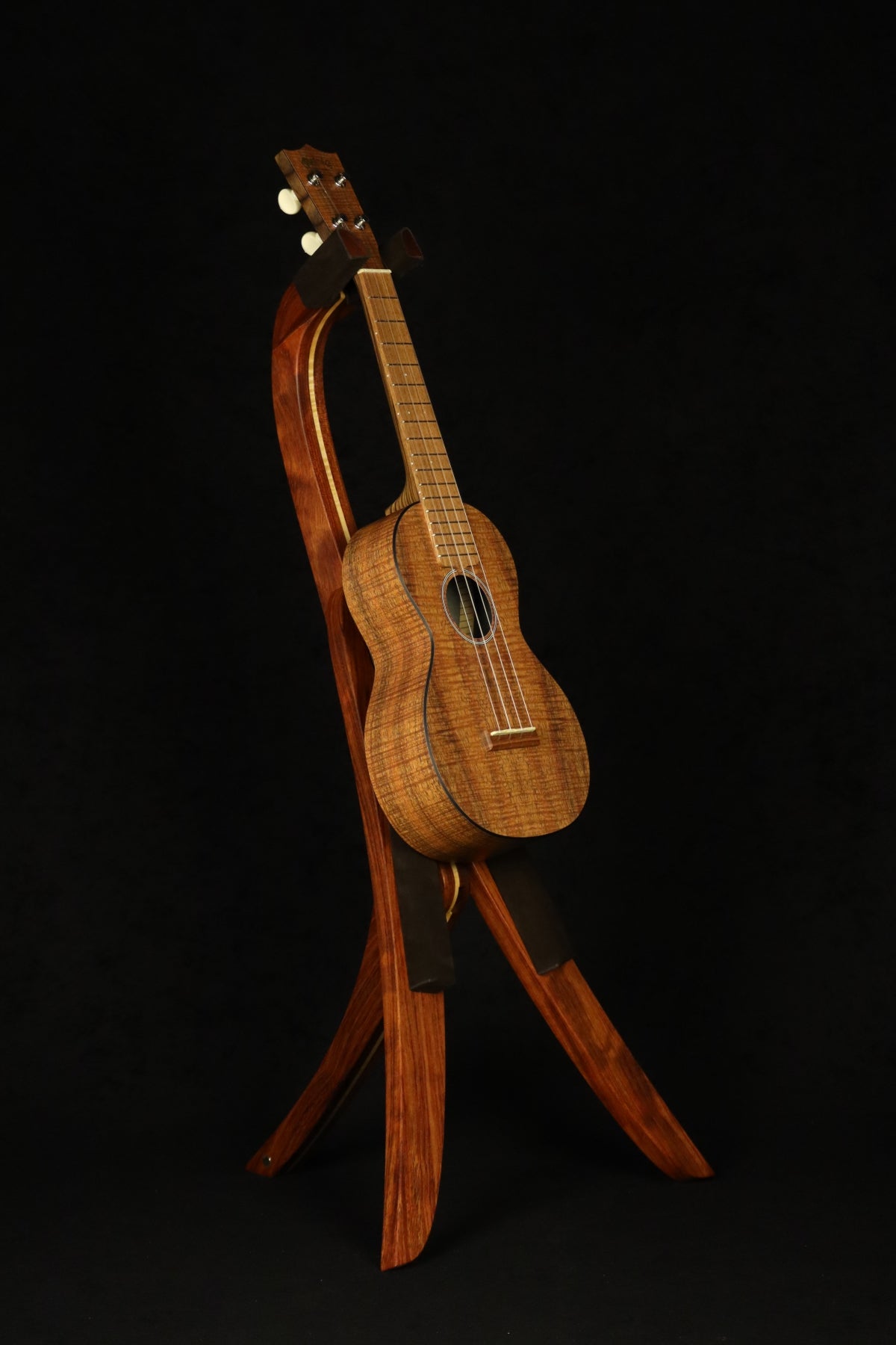 Folding bubinga rosewood and curly maple wood ukulele floor stand full front image with Martin ukulele