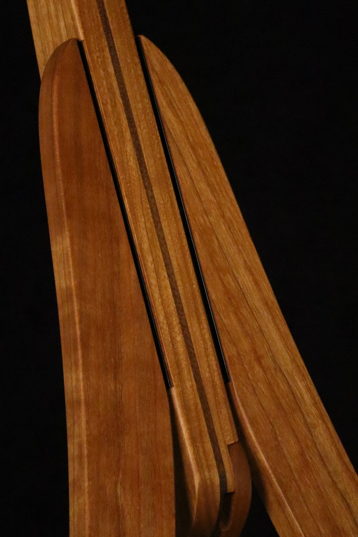 Folding cherry and walnut wood banjo floor stand closeup front image